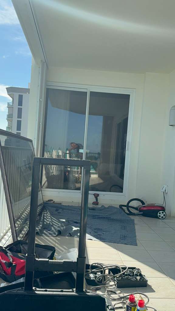 sliding door installation stuart service